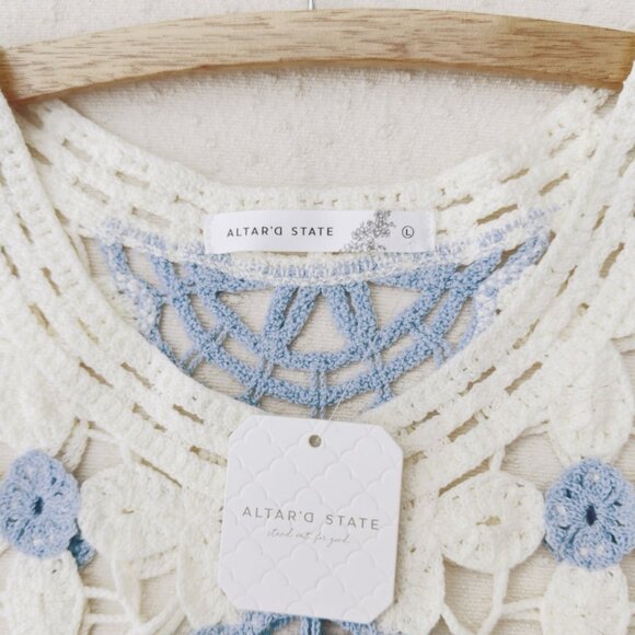 (NEW) Altar'd State Crocheted Top (L) - Picture 4 of 6